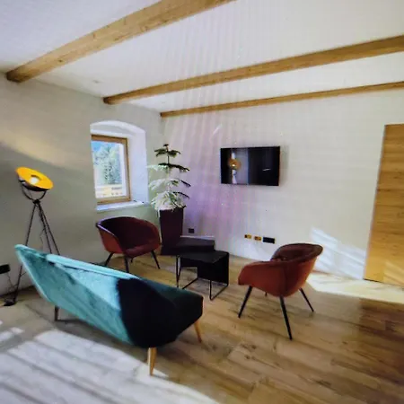 Cozy And Charming In 아파트 *