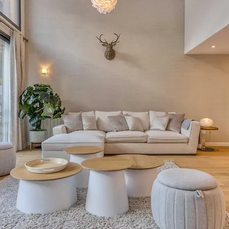 Cozy And Charming In 쿠르마예